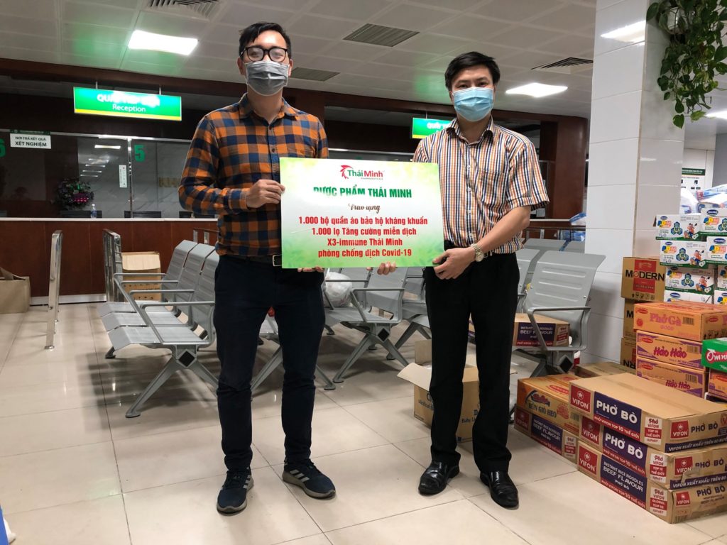 3000 lọ X3-Immune Thái Minh đến tay bác sĩ, chiến sĩ tuyến đầu chống  dịch