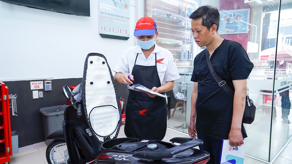 BM Bình Vị Thái Minh hạnh phúc khi giúp đỡ được người có hoàn cảnh khó khăn