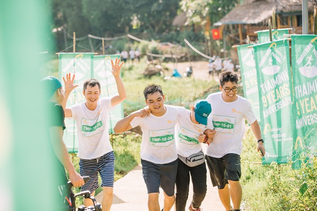 Cảnh đẹp trên đường chạy giữa núi rừng Pù Luông