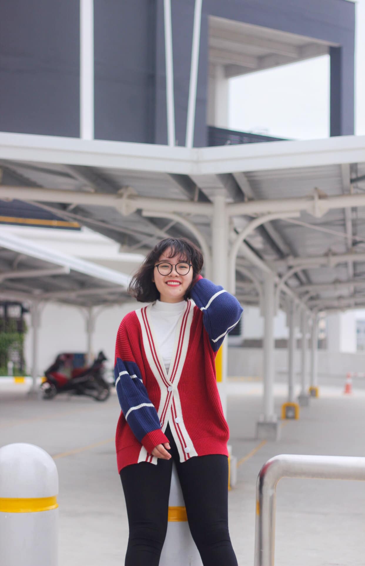 Cô gái chăm sóc khách hàng đam mê nhiếp ảnh