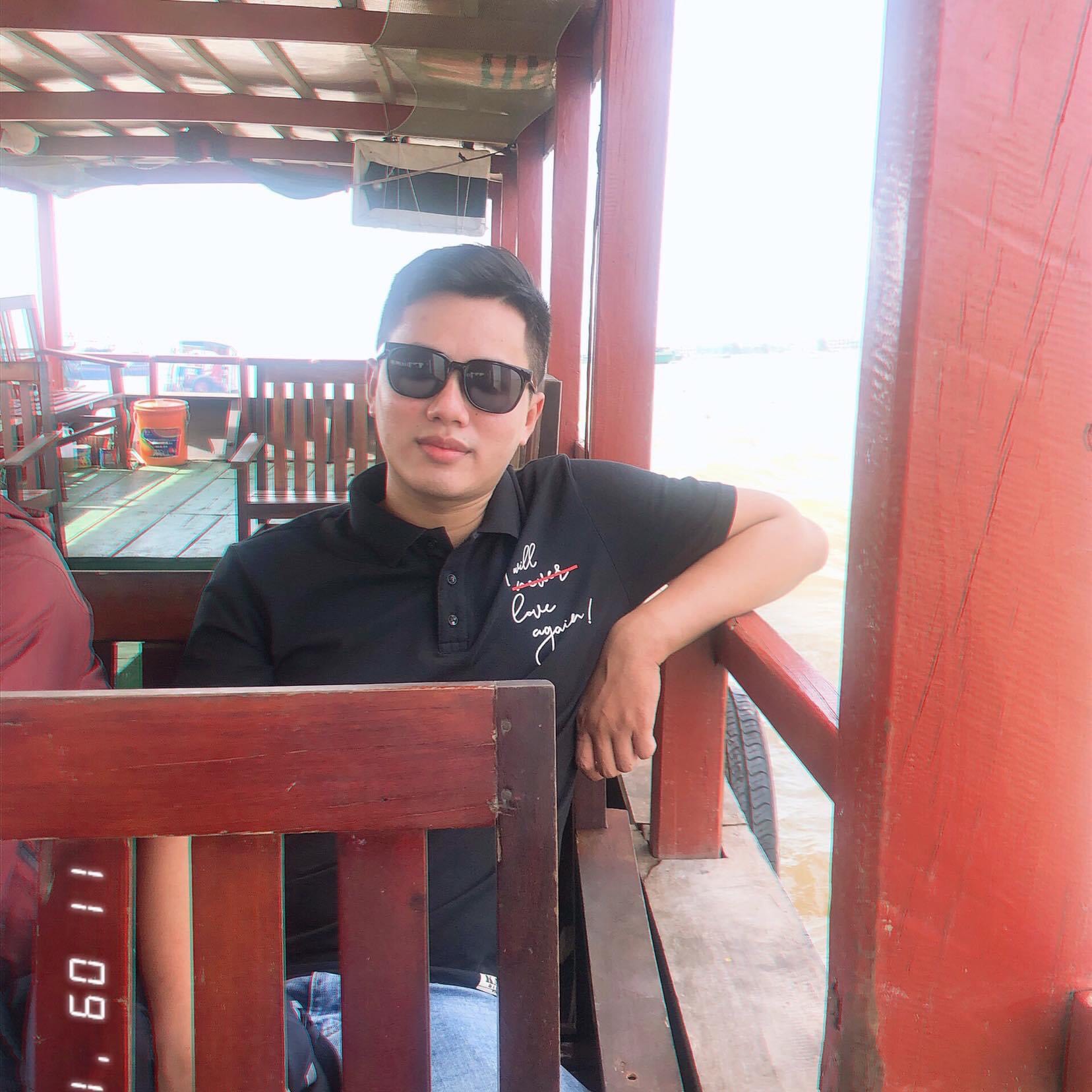 Điều đặc biệt ở chàng trai giành top 1 nhân viên kinh doanh hệ thống phân phối Khánh