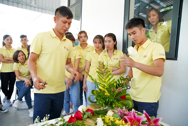 Sinh nhật 1 tuổi đầy ắp tiếng cười của Thái Minh Hi-tech