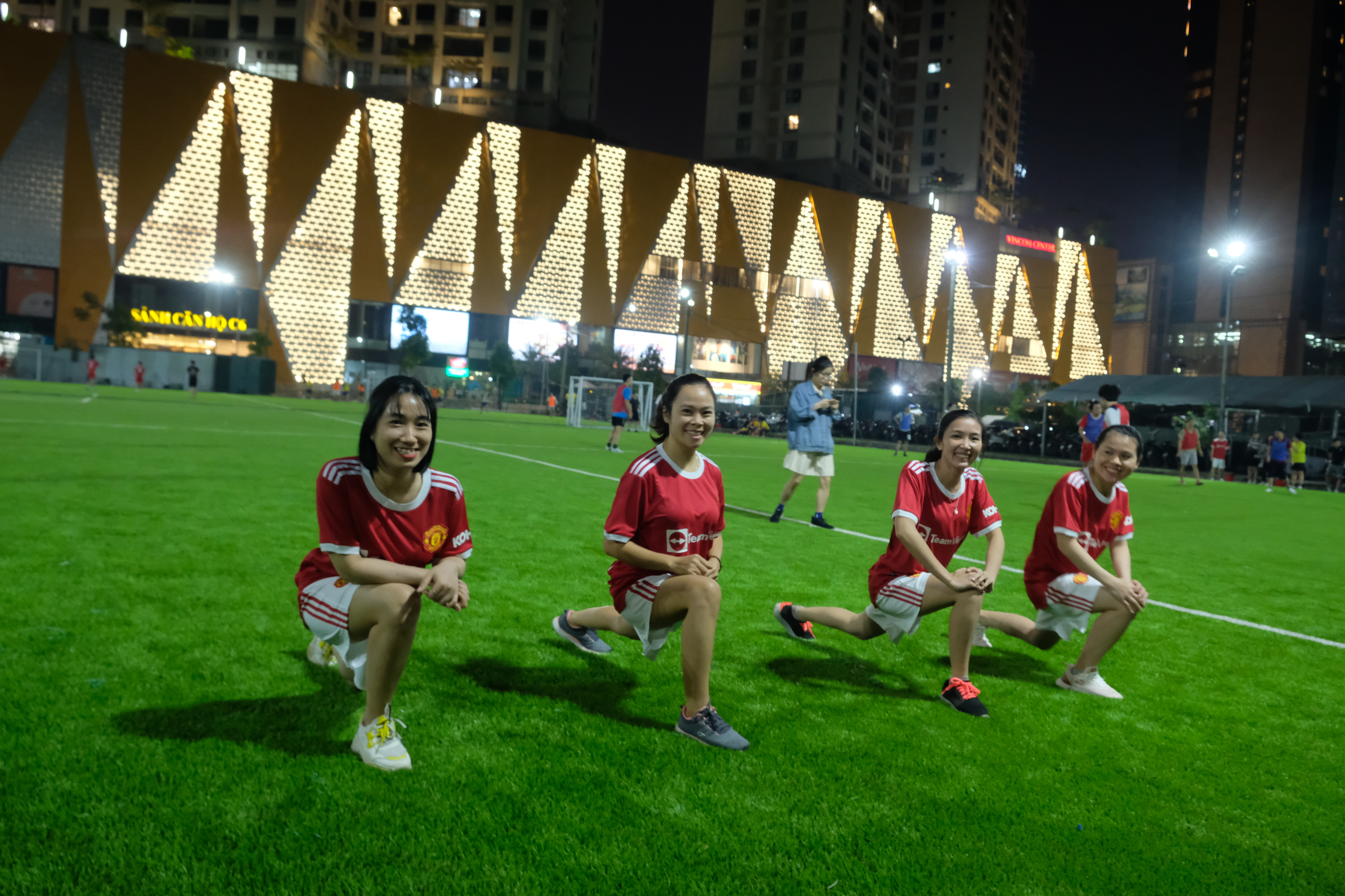 Tái khởi động đội bóng đá nữ Thái Minh