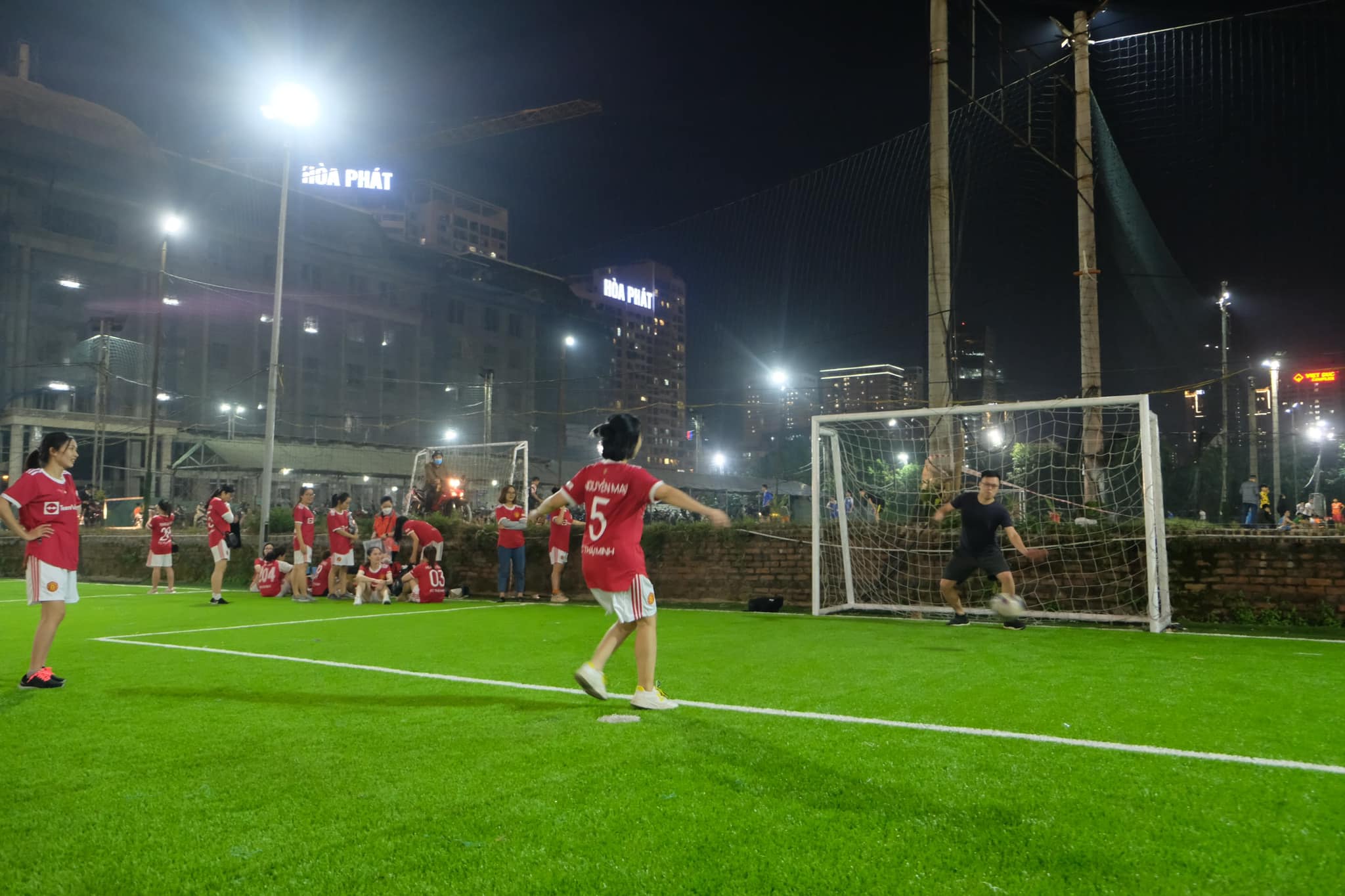 Tái khởi động đội bóng đá nữ Thái Minh