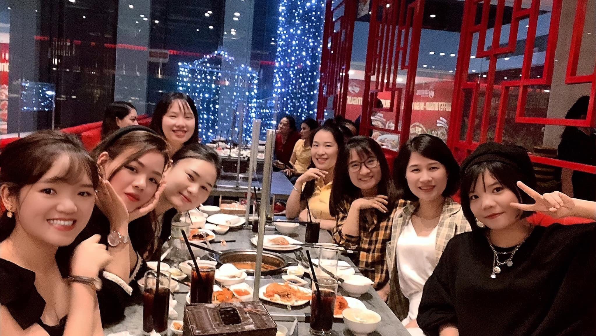 Tình yêu Thái Minh của cô nàng chăm sóc khách hàng