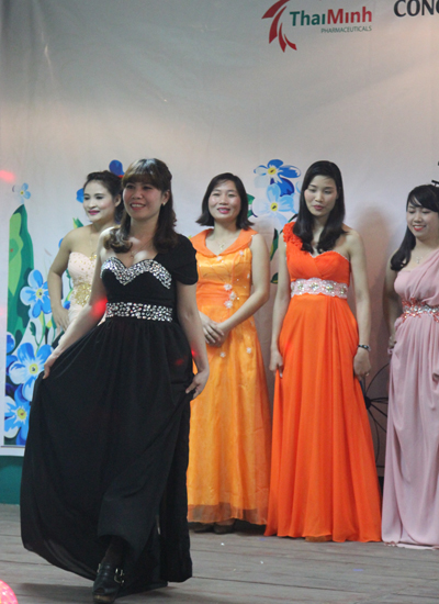 Tưng bừng đêm hội Người đẹp Thái Minh 2015