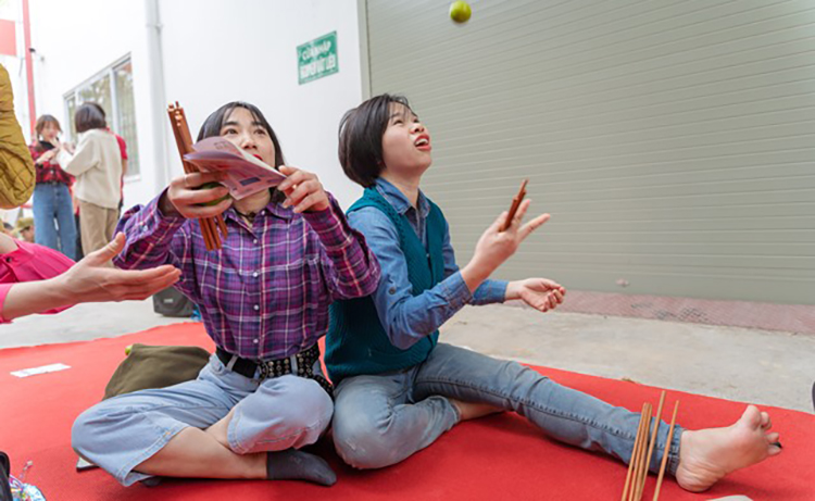 Đường vào Thái Minh ôi gian khó!