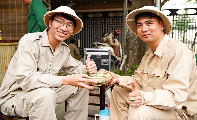 Tình đồng nghiệp